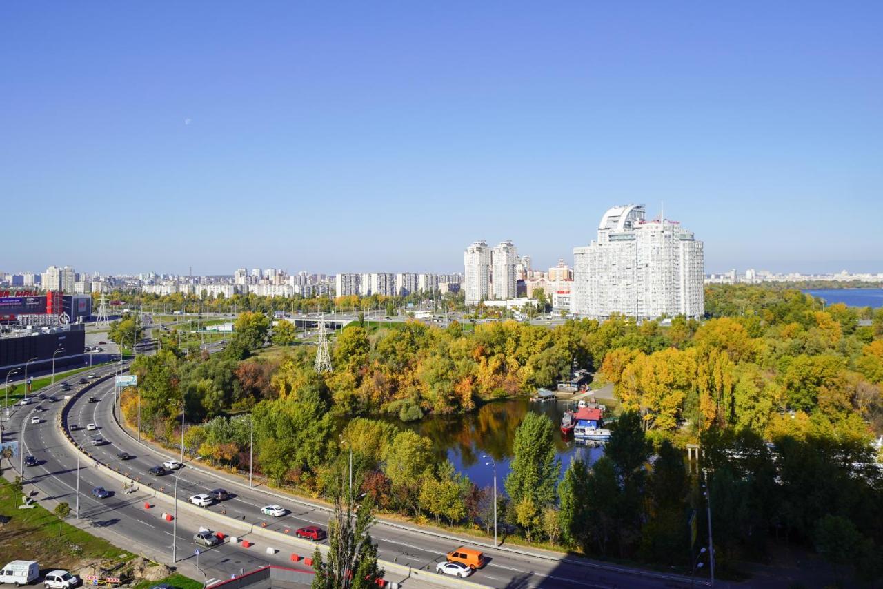 Myfreedom Апартаменти Метро Почайна, Оболонь Kiev Exterior foto